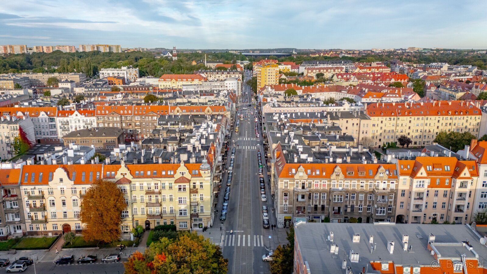 Nowoczesny pokój z łazienką i balkonem przy uczelni. - 9