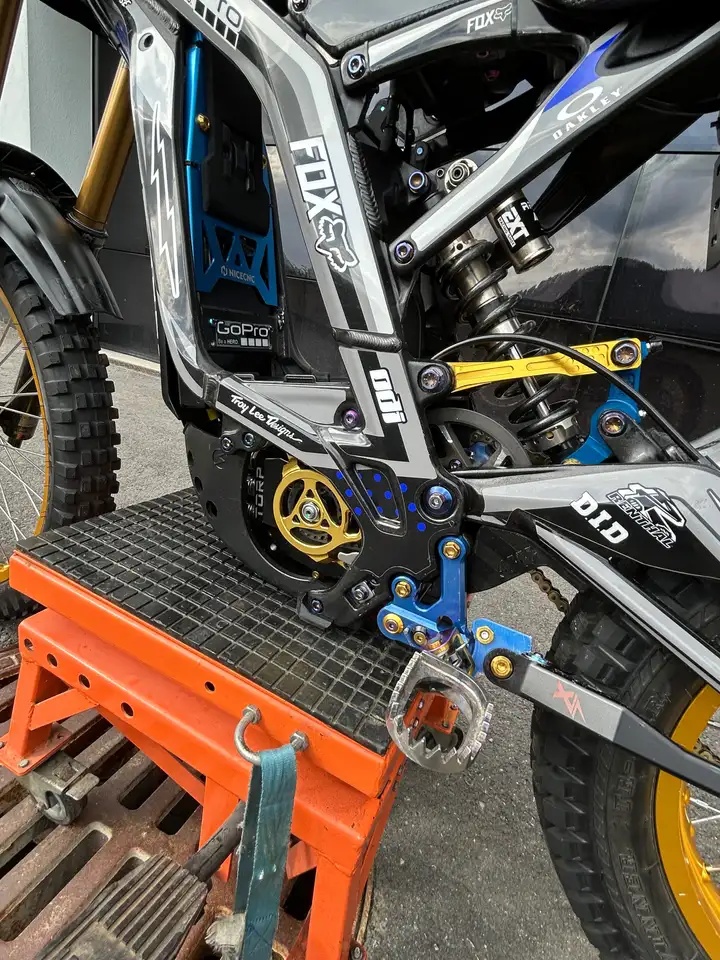 2025 Sur-Ron LBX - 9