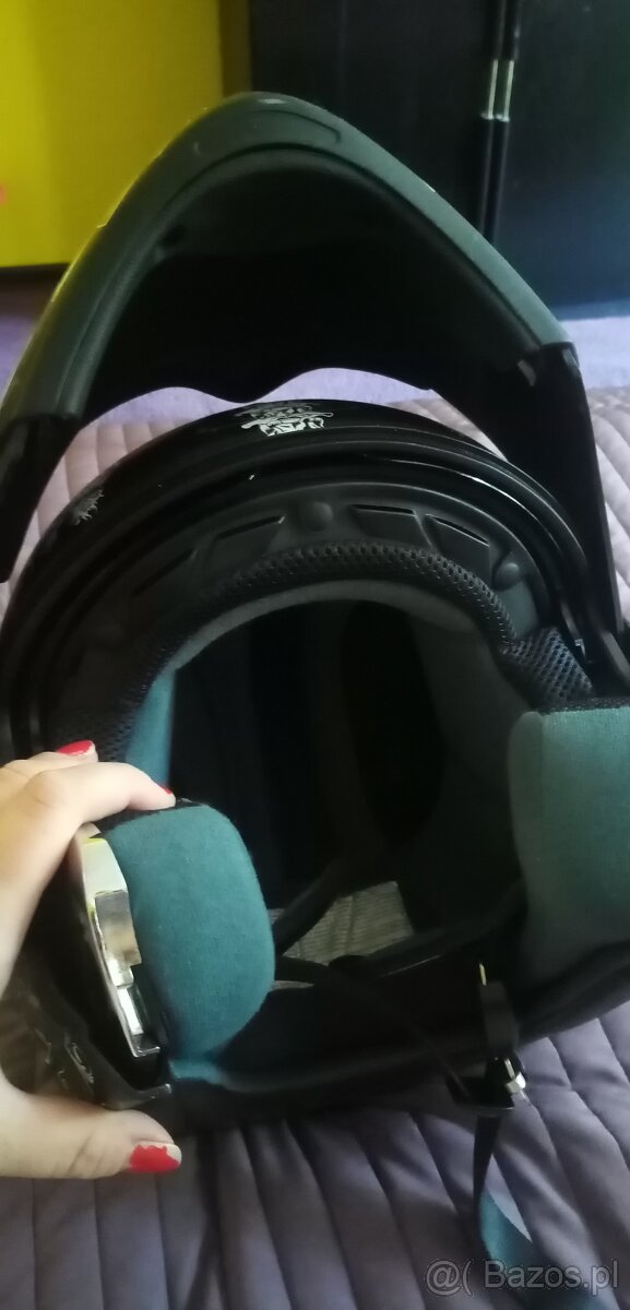 Kask motocyklowy z blendą Flip-Up. Rozmiar M - 9