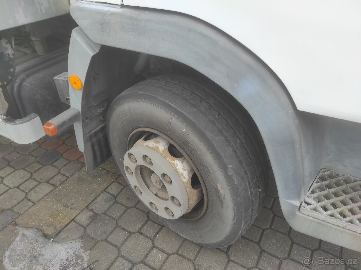 IVECO EURO CARGO 120 EL 21 CHLADAK r.v.2001 - 9