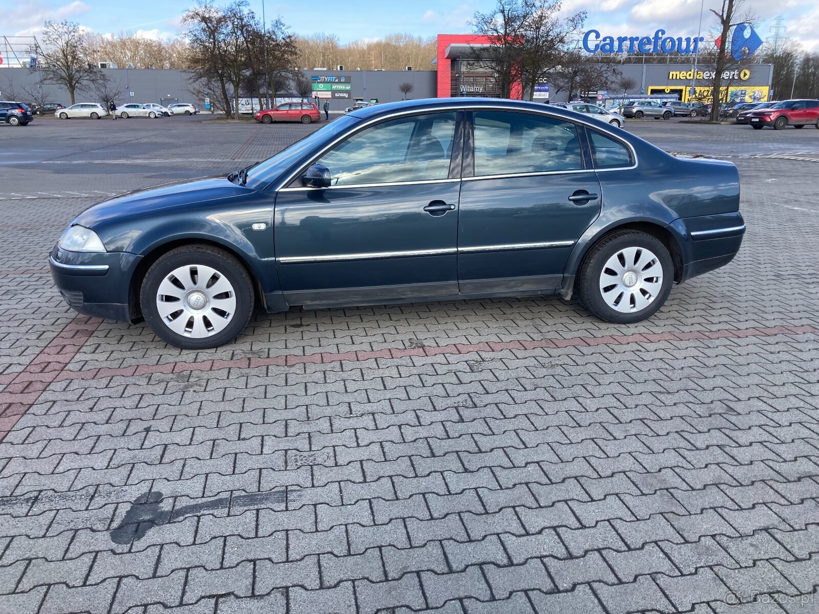 Volkswagen Passat 1.9 TDI 100-KM - 9