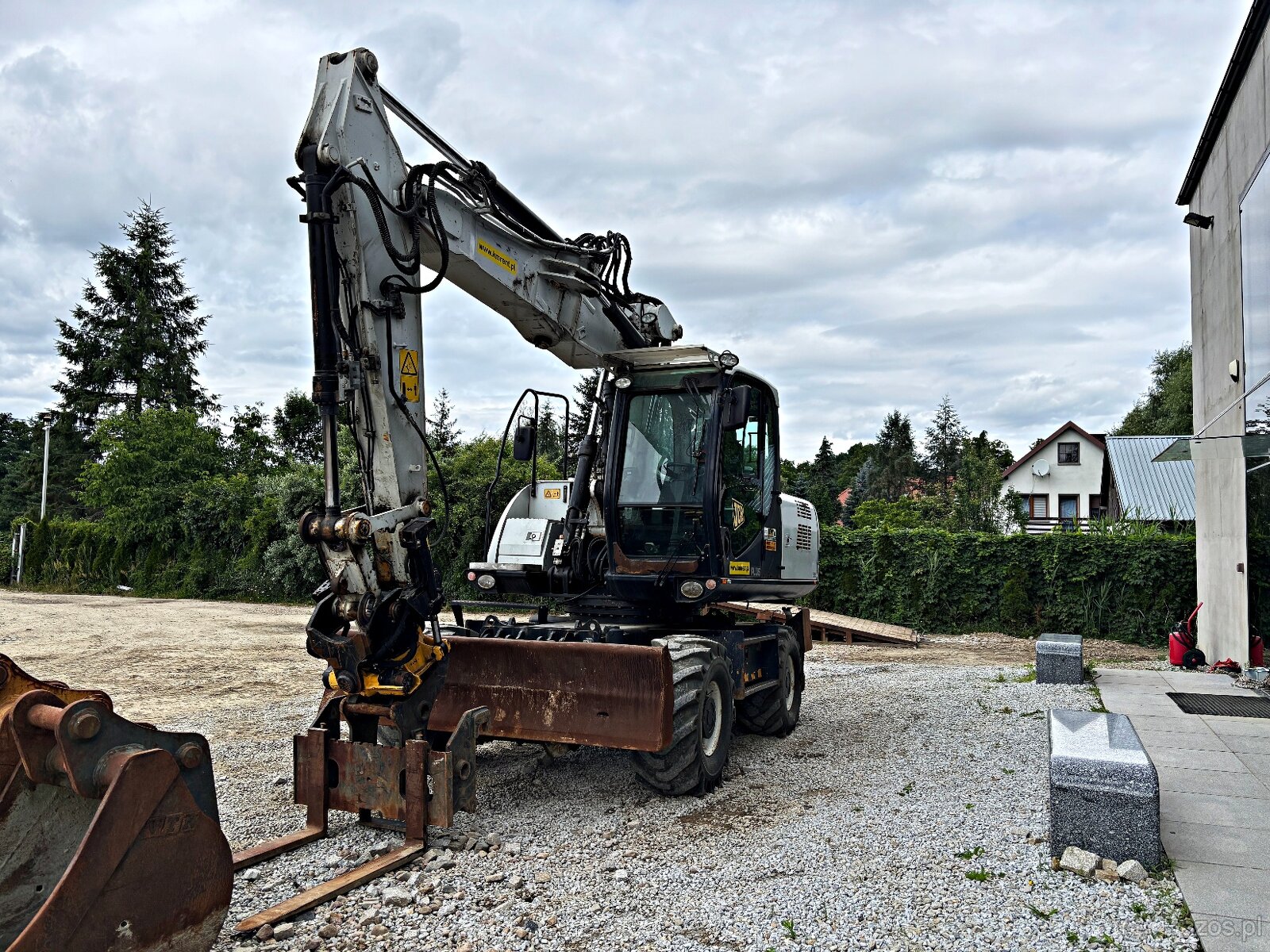 JCB JS 175 WTT4 KOPARKA KOŁOWA 2018R. Z ENGCONEM | KOMATSU V - 9