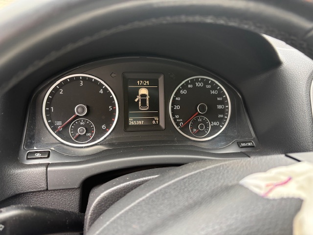 VW Tiguan 2.0TDi 103kw, r.6/2010, 4x4x, klima, panorama - 9