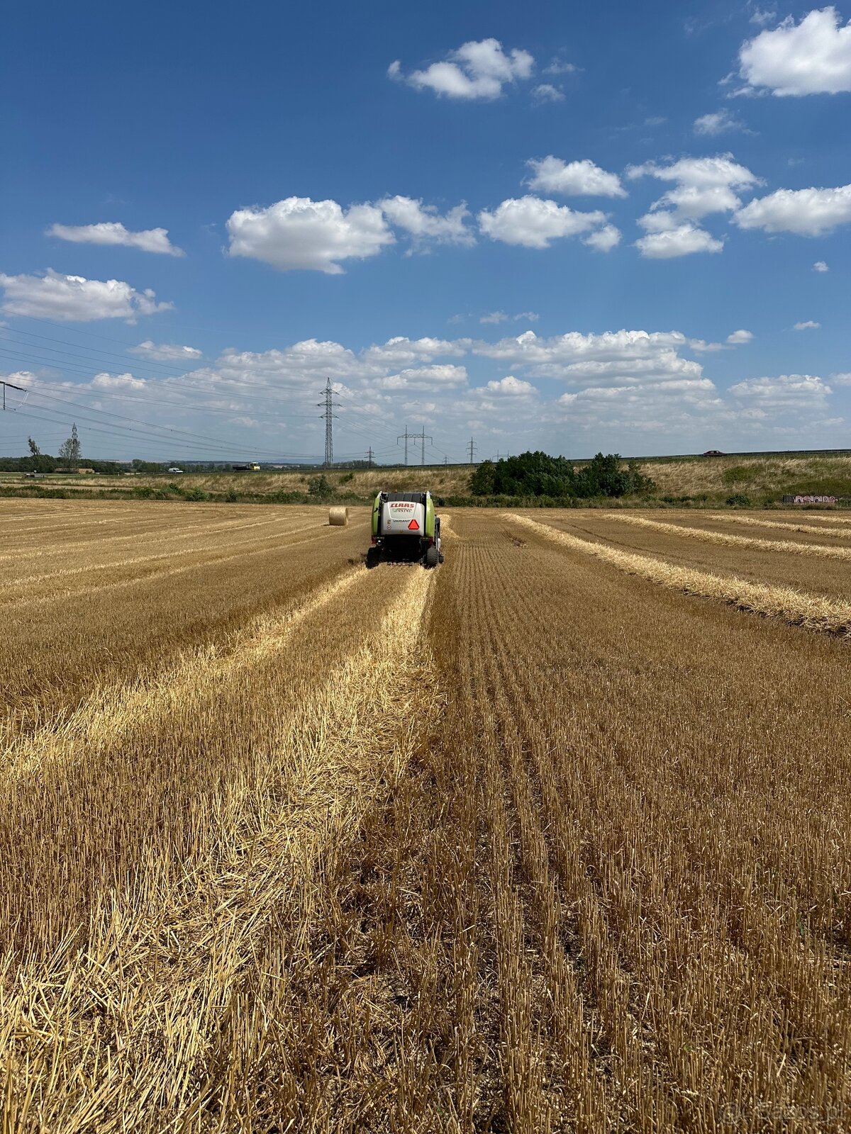 Claas variant 360 balíkovač lis na okrúhle balíky - 9