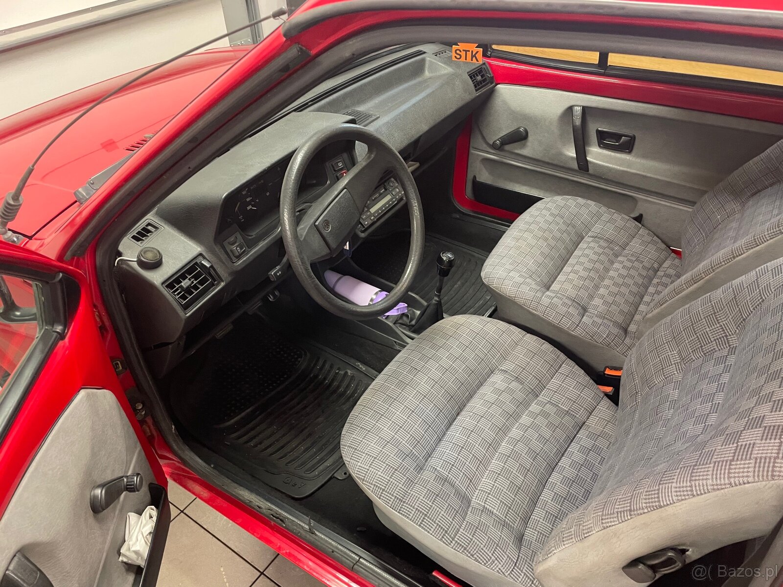 Volkswagen polo 86C - 9