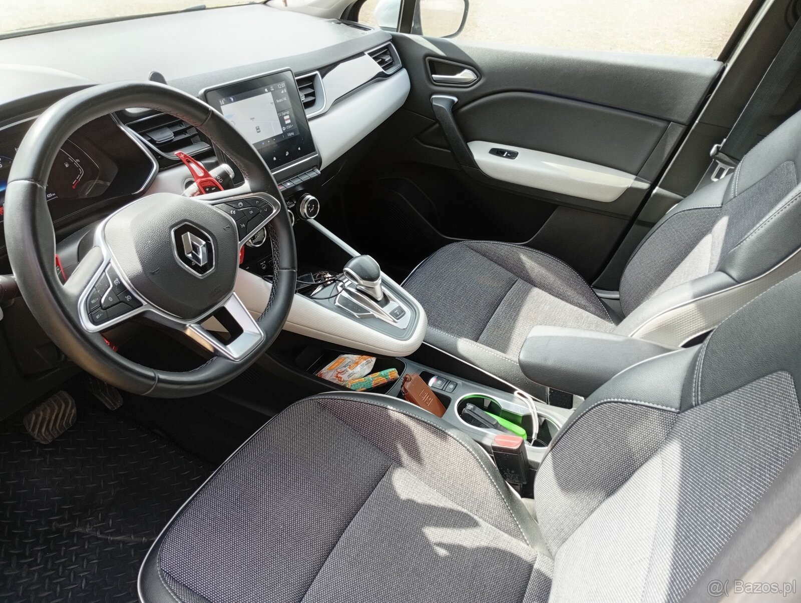 Captur - 9
