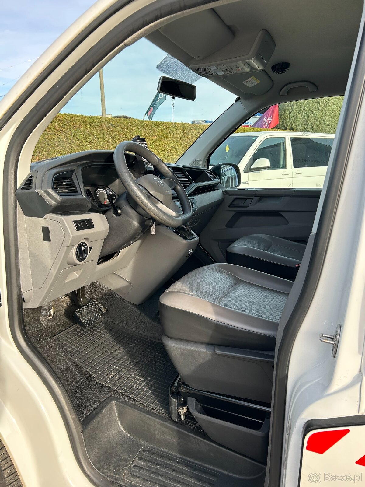 VW T6.1 - 2.0 TDI Ambulas / Karetka DSG - 4x4 - 9