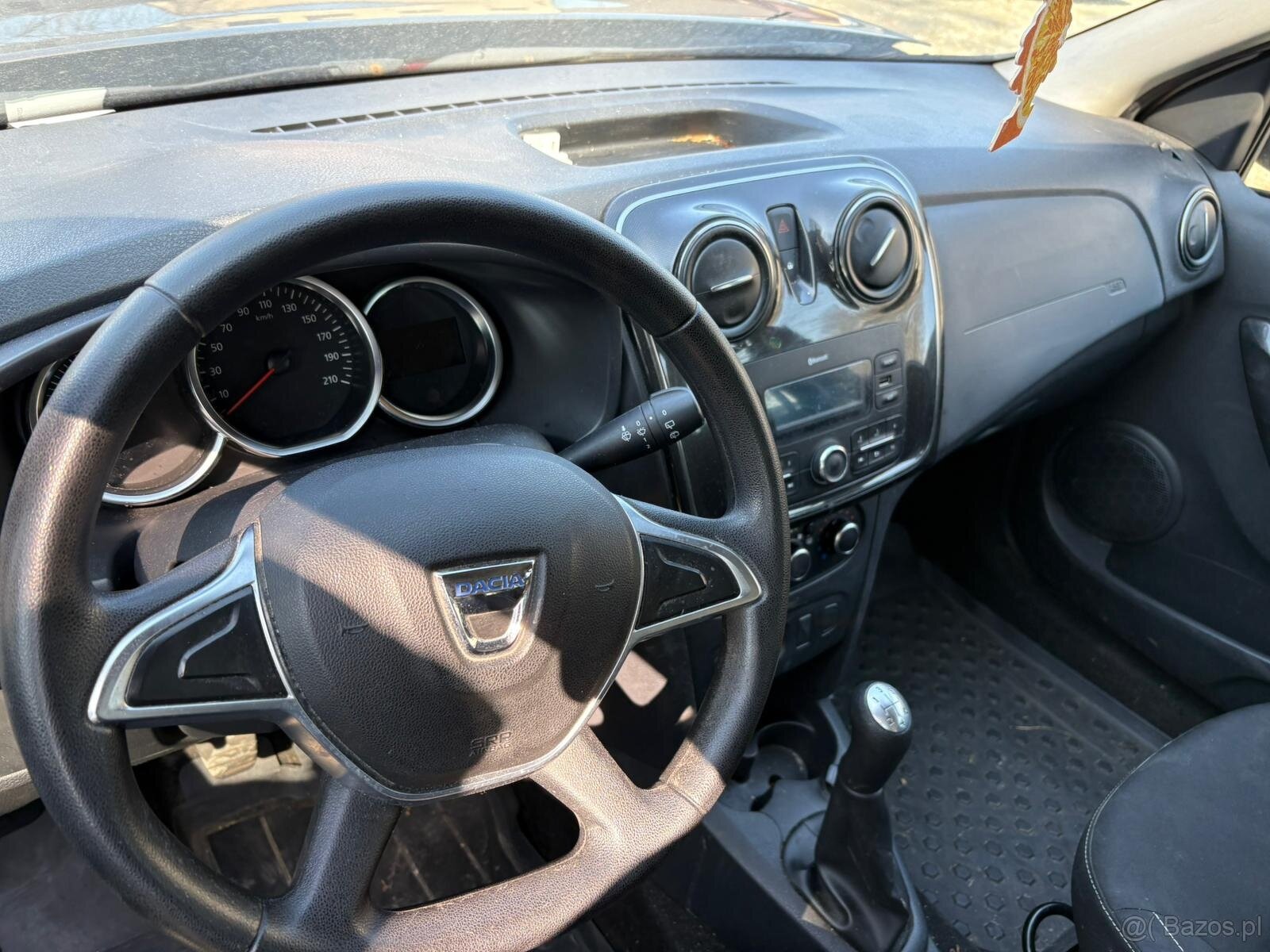 Dacia Logan 1.0SCE 54kw, r.6/2019, klima - 9