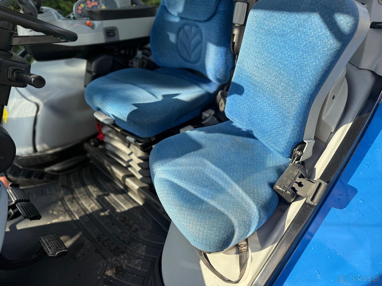 Ciągnik Rolniczy New Holland T7.250 AutoComand rok pro 2012 - 9