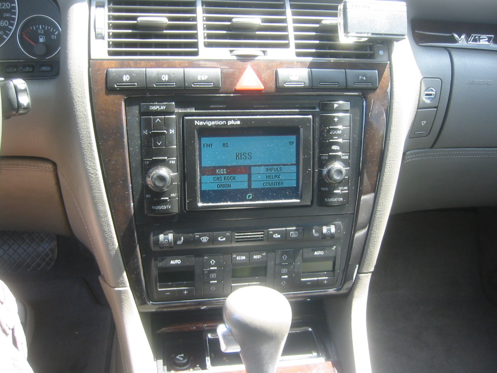 AUDI A8 D2 6.0 W12 420 km - cześci - 9