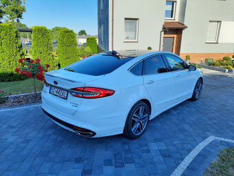 Ford Fusion 2018 2.0 EcoBoost Titanium - 9