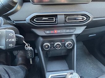 Dacia Sandero 1.0 TCe 67 kW - 9