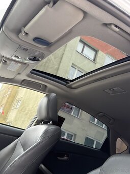 TOYOTA PRIUS 30/ LPG - 9