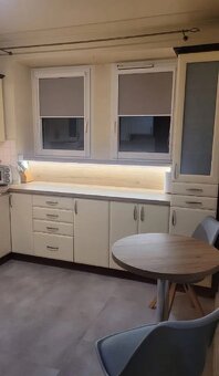 3 pokoje, 64.90m2, duży balkon, umeblowane, III p. Os.Asnyka - 9