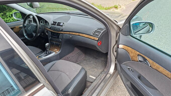 Mercedes E 200 1.8 AVANGARDE 163 KM 251tyś km Xenon Skóra - 9