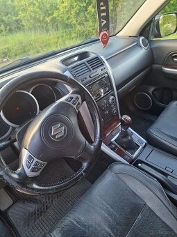 Sprzedam Suzuki Grand Vitara 1.9 DDIS cena do negocjacji - 9