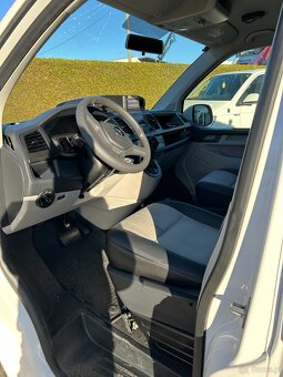 VW T6 2.0 TDI Ambulans / Karetka DSG - 9