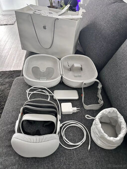 Apple Vision Pro 256 GB - 9