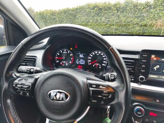 Kia stonic 2019 rok 1.4benzyna 69 tys km - 9