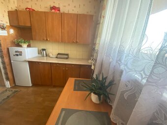 3 pokoje, 62.50m2, balkon, winda, do remontu, Os.Dobrzec - 9