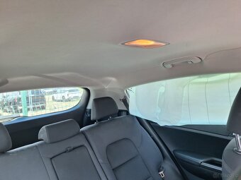 Kia Sportage 1.7 CRDi 2018 uszkodzona - 9