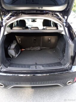 Sprzedam Jaguar e-Pace - 9