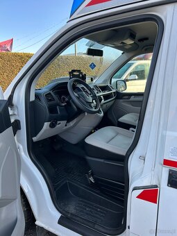VW T6 2.0 TDI Ambulans / Karetka DSG - 4x4 - 9