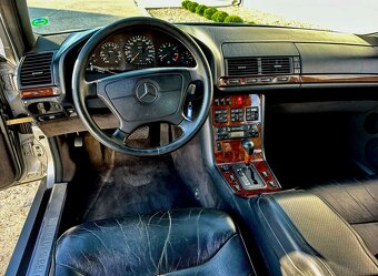 Na sprzedaż legendarny Mercedes-Benz SE 500 "Mamut" W140 - 9