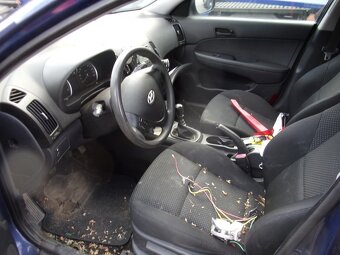 Hyundai i30 1,6 CRDi - 9