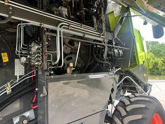 Kombajn zbożowy Claas Lexion 580 rok pr 2010 heder Vario Las - 9