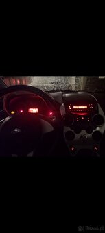 Sprzedam ekonomicznego i zgrabnego Forda - 9