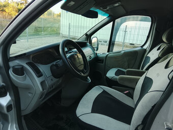 renault trafic 2.5 diesel 7 osobowy klima - 9