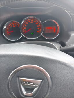 Dacia duster 4x4 1,6 benzyna LPG salon Polska - 9