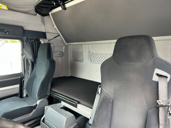 MAN TGX 18.440 LOWDECK - 9