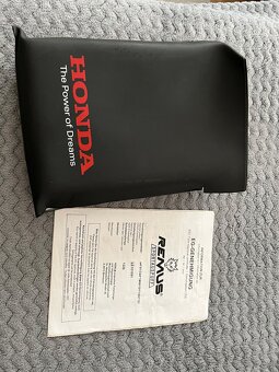 Honda civic UFO 2009 - 9