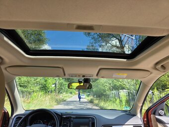Mitsubishi Outlander 2.2 DI-D 4WD Instyle - 9