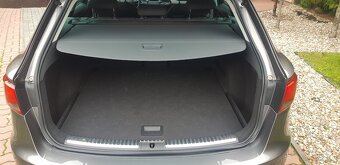 SEAT LEON niski przebieg benzyna - 9