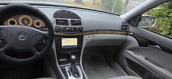 Mercedes Benz E500 4 Matic 225kw rok-2003 - 9