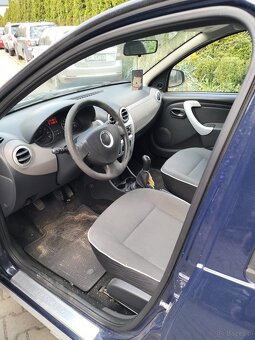 Dacia Sandero - 9