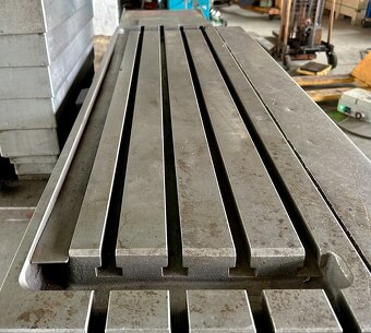 Frezarka konsolowa FGS 32/40 - 9