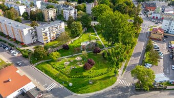 Nowa cena 4 pokoje, balkon + piwnica w centrum Gryfina. - 9