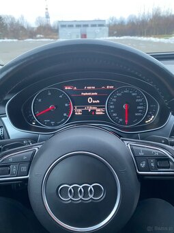 Audi A sześć bezwypadkowy - 9