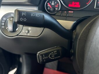 Audi A4 Kombi 2.0 TDI / 103 kW Automat r.v. 2006 - 9
