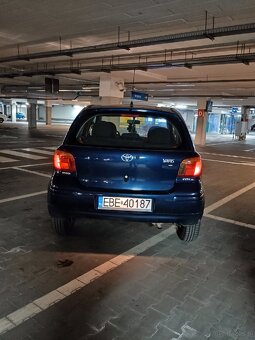 Sprzedam niezawodną i praktyczną Toyotę Yaris - 9