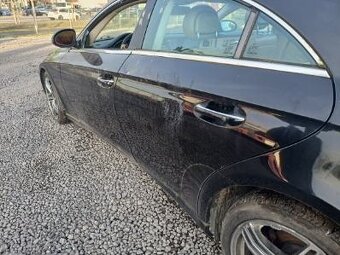 Mercedes CLS rok 2004 - 9