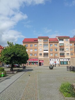 Do wynajęcia mieszkanie w ścisłym centrum Legnicy - Rynek 16 - 9