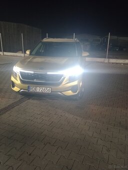 Kia Seltos auto wyposażone w gaz i napęd na cztery koła - 9