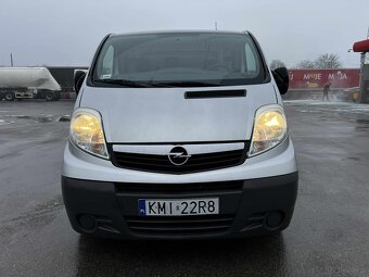 Opel Vivaro 2.5 CDTI L2H1 - 9