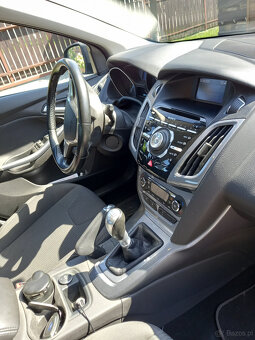 Ford Focus z Polskiego Salonu bezwypadkowy - 9