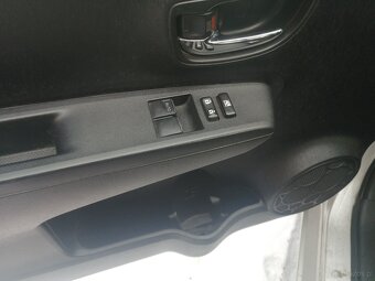 Toyota Yaris+Lpg - 9